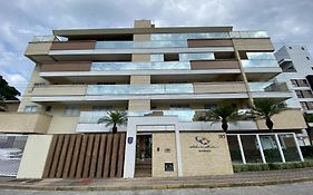 Apartamento 2 quartos na praia de Bombas